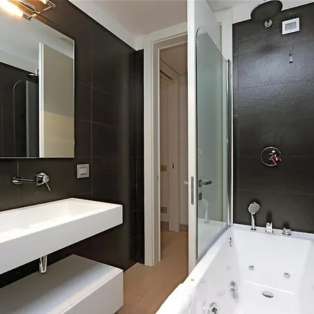 Apartment Unique Monti Colosseum *